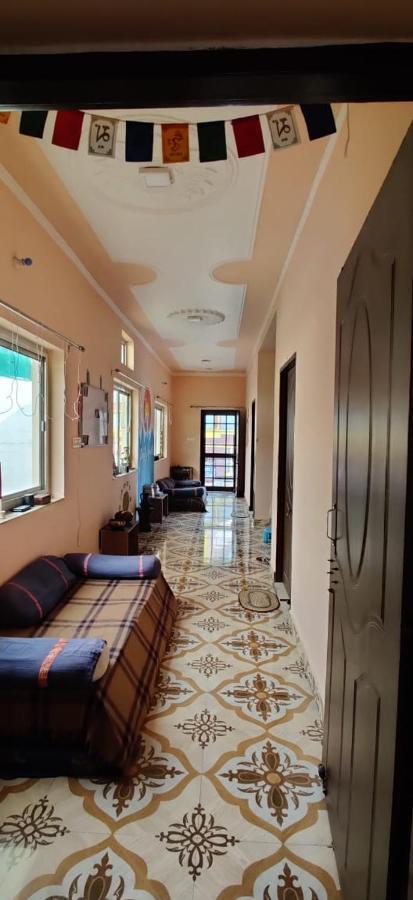 Hostel Tebaar Backpackers Rishīkesh Zewnętrze zdjęcie